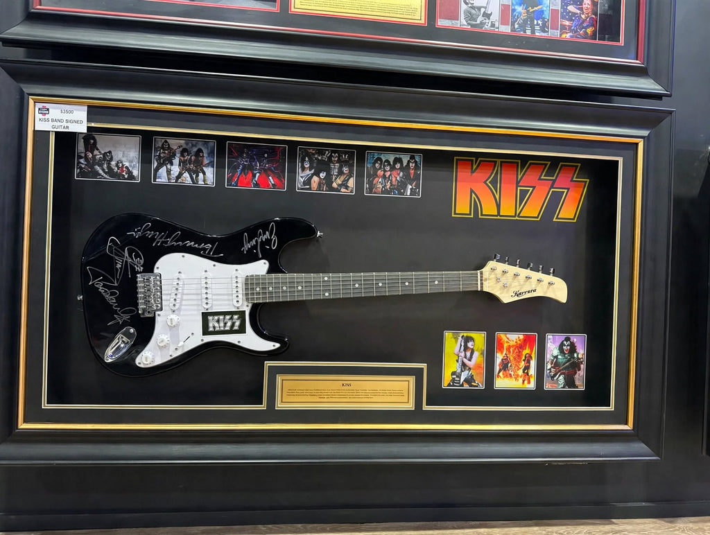 Kiss full Band Signed Karrera Guitar