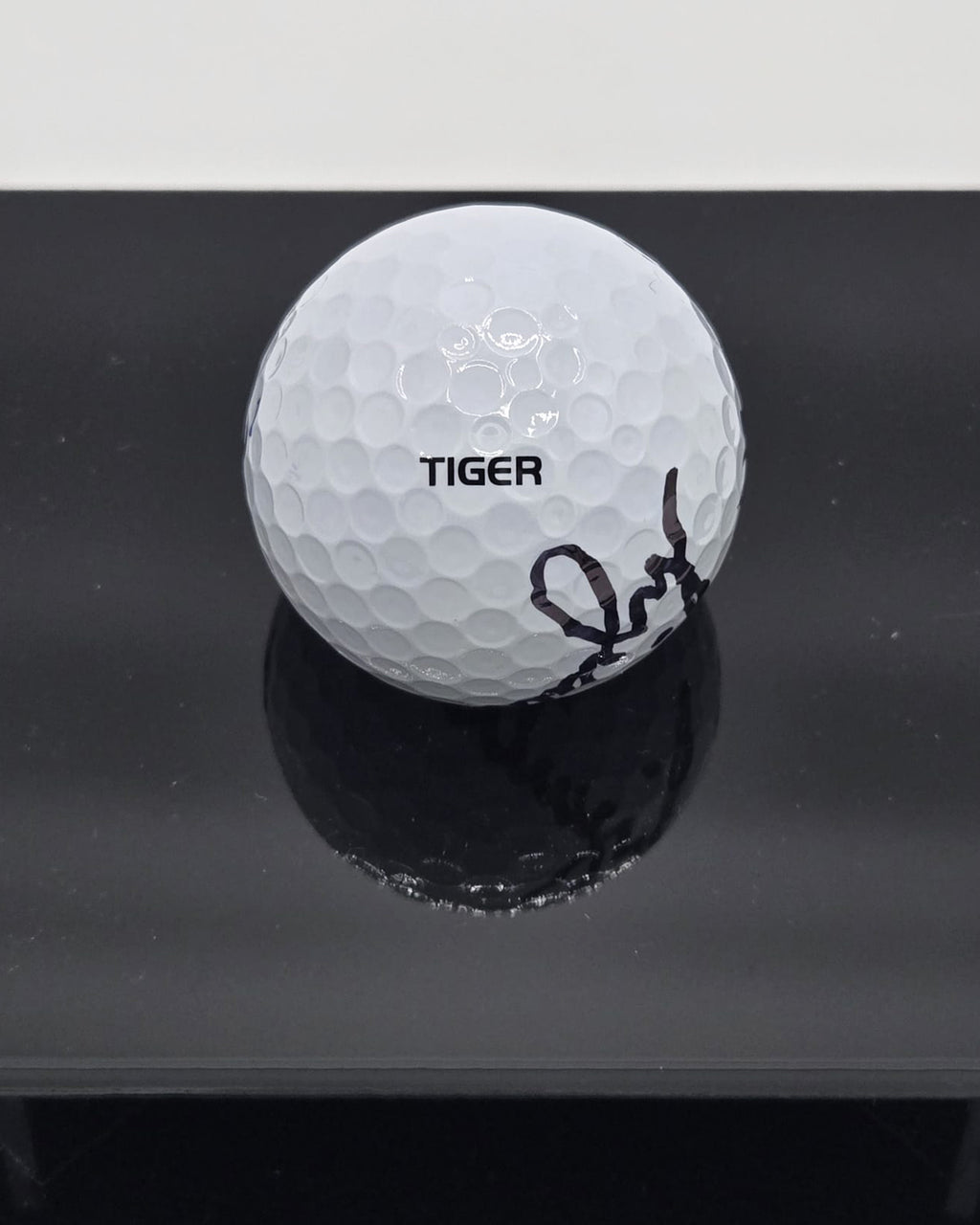 Tiger Woods Signed Golf Ball
