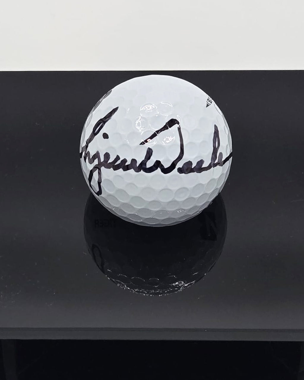 Tiger Woods Signed Golf Ball