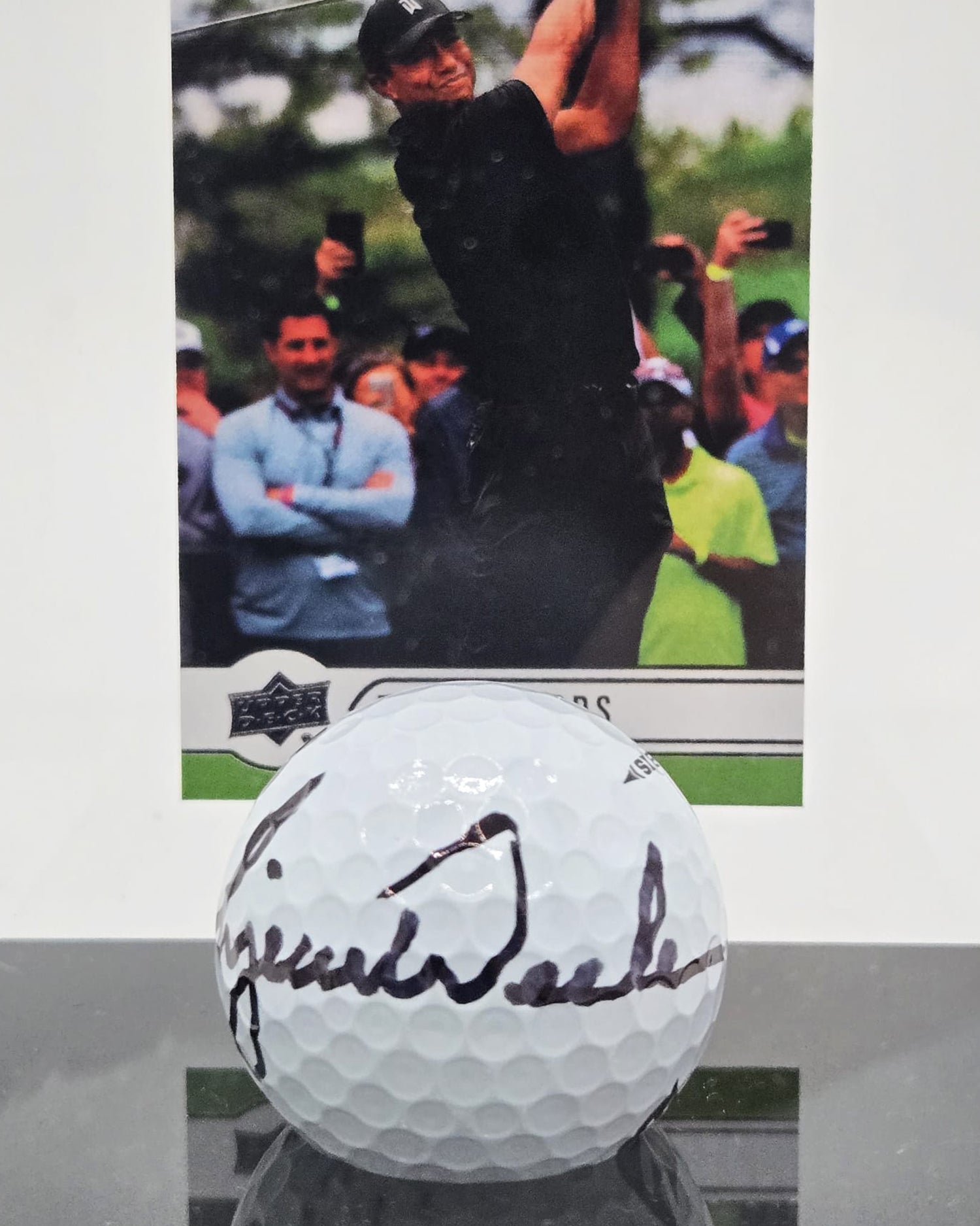 Tiger Woods Signed Golf Ball