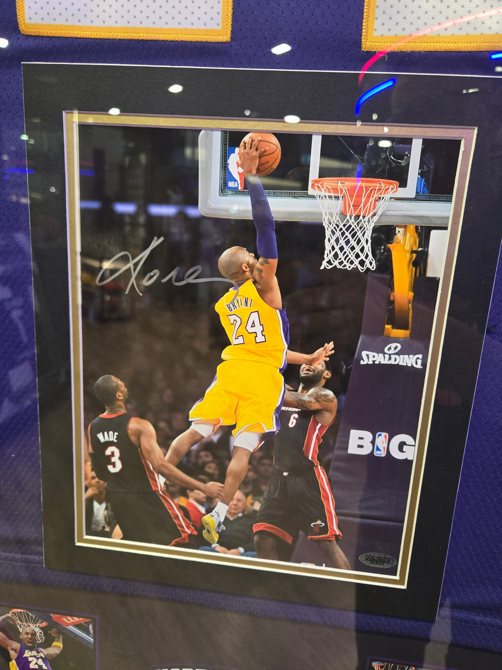 Kobe Bryant Hand Signed