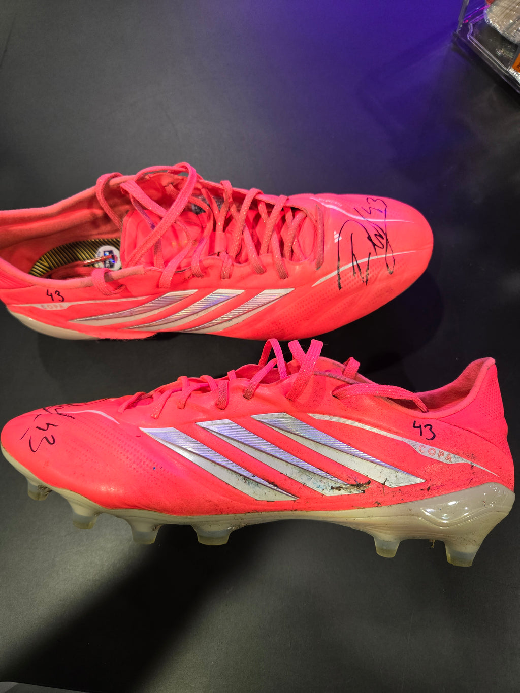 ISAIAH DUDLEY Matchworn signed boot